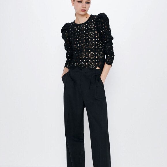 NWT Zara Textured Weave Top With Voluminous Sleeves in Black - Size Small - Picture 2 of 9